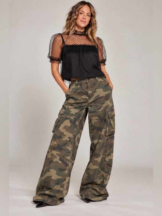FOREVER 21 Tops - forever 21 fairy grunge goth black lace crop top whimsigoth layered ruffle neck